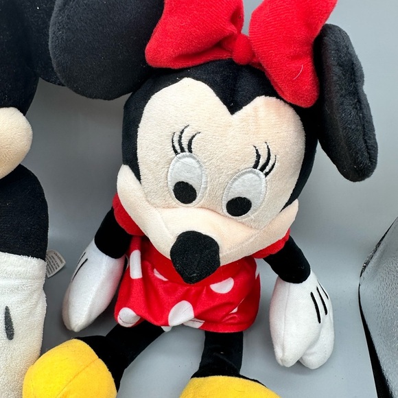 Walt Disney Mickey and Minnie Mouse stuffed dolls - Picture 3 of 12